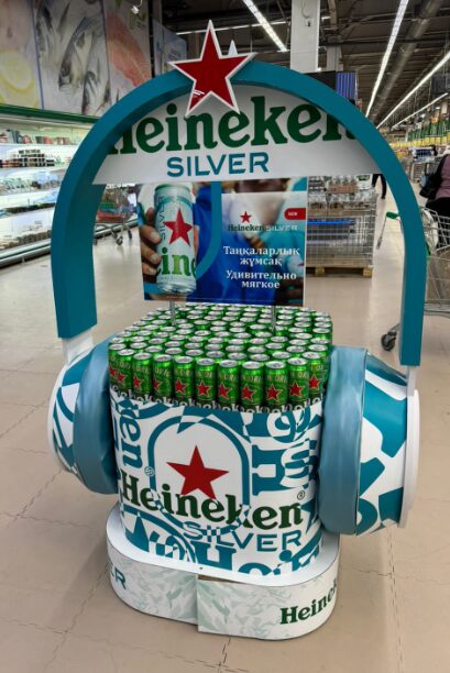 Heineken: брендированный retail-дисплей