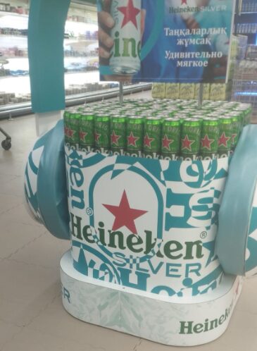 Heineken: retail-дисплей в торговой точке 02